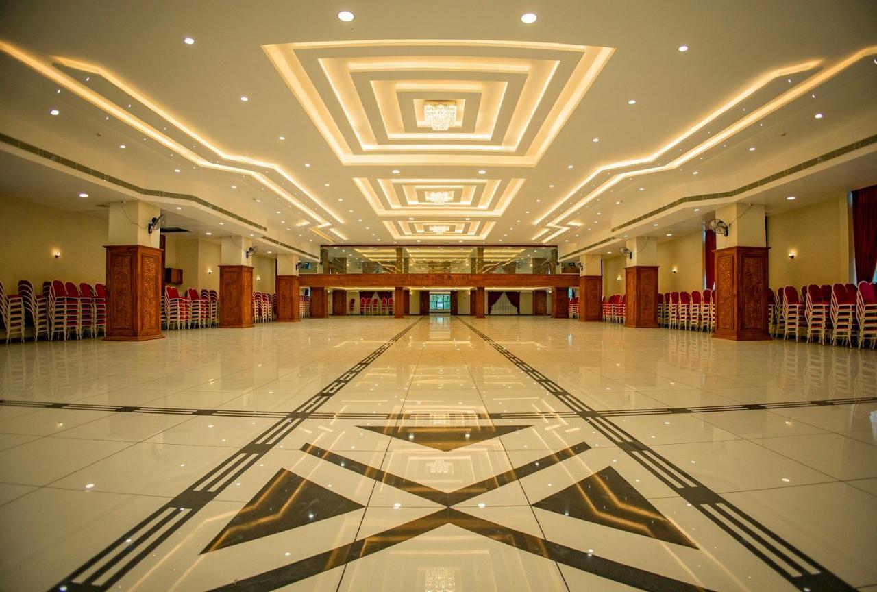 Kkm International Hotel Kuzhittura Kültér fotó